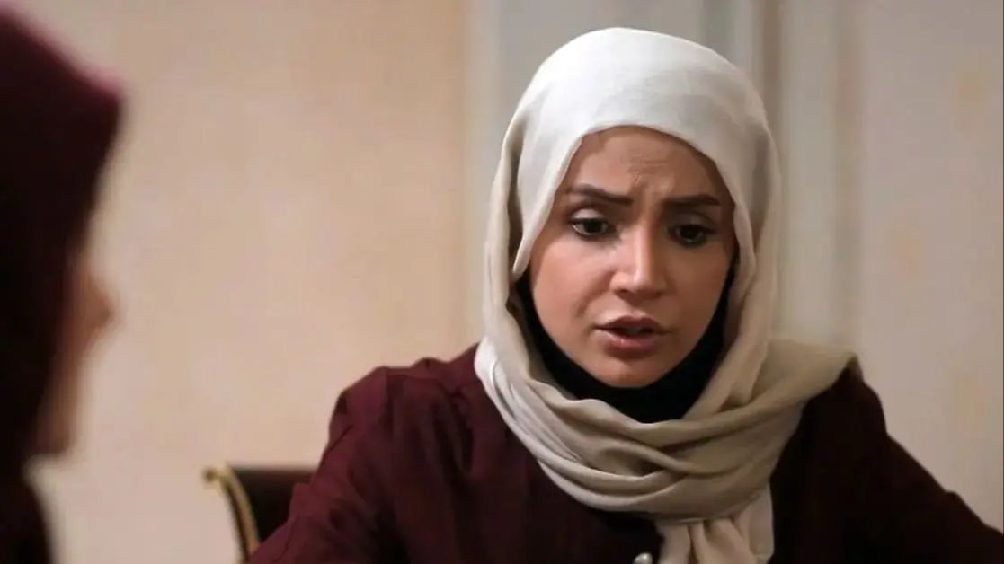 «محمدعلی و آرزو» (سریال آنام) در حاشیه یک تئاتر؛ سال 98