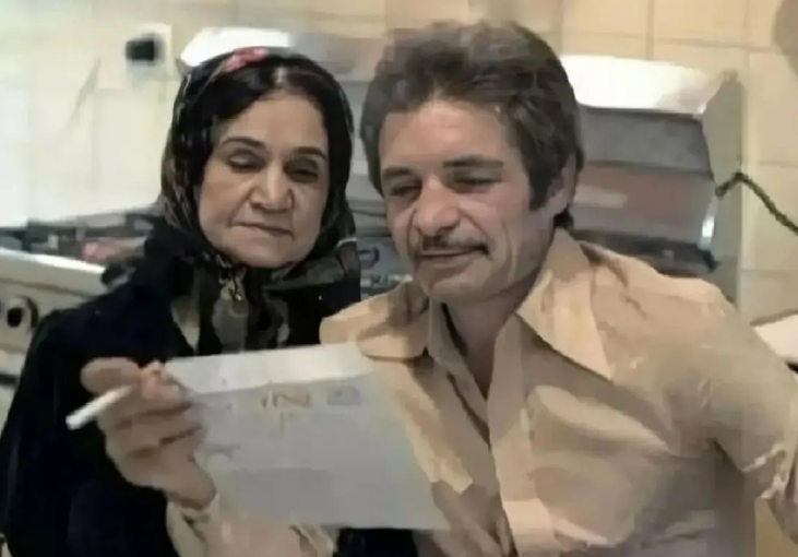 سفر در زمان؛ «بیک ایمانوردی و بوتیمار» با تیپ رسمی در یک مراسم؛ دهه 50