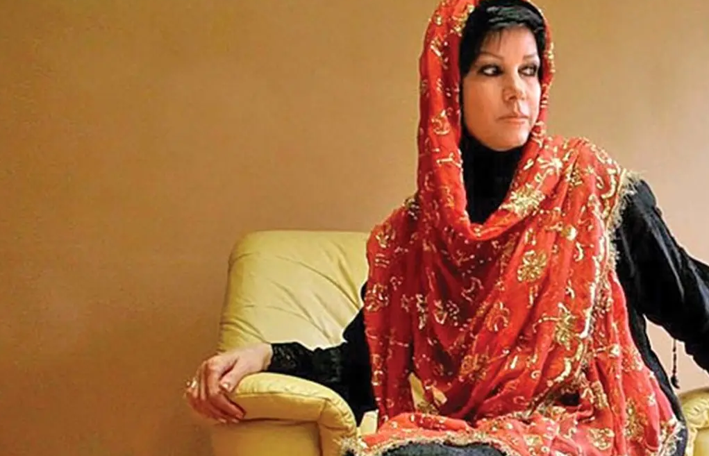 عکسی زیرخاکی از فرزانه کابلی در فیلم های اوایل انقلاب