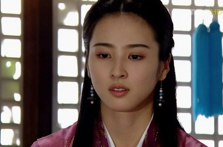 سفر در زمان؛ تیپ و چهرۀ «سوسانو» 20 سال بعد از سریال جومونگ