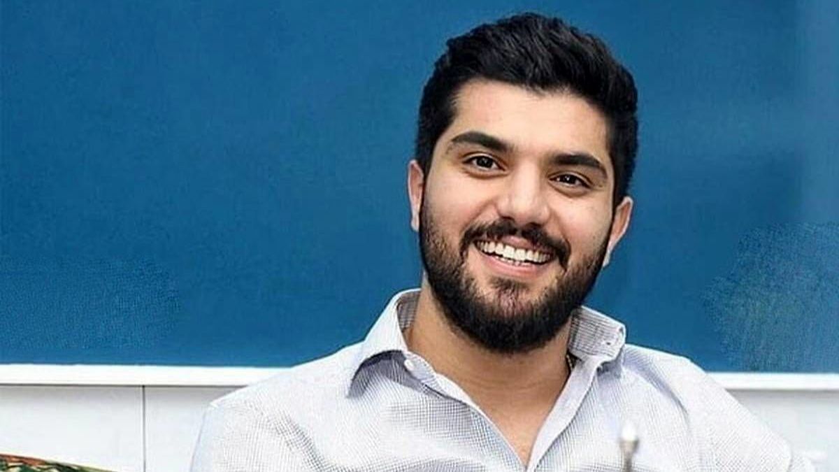 سینا مهراد به سبک رضا گلزار شوآف کرد