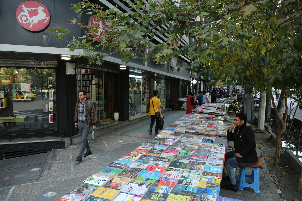 آشنایی با پاتوق‌های دوست‌داشتنی تهران برای کتاب‌بازها