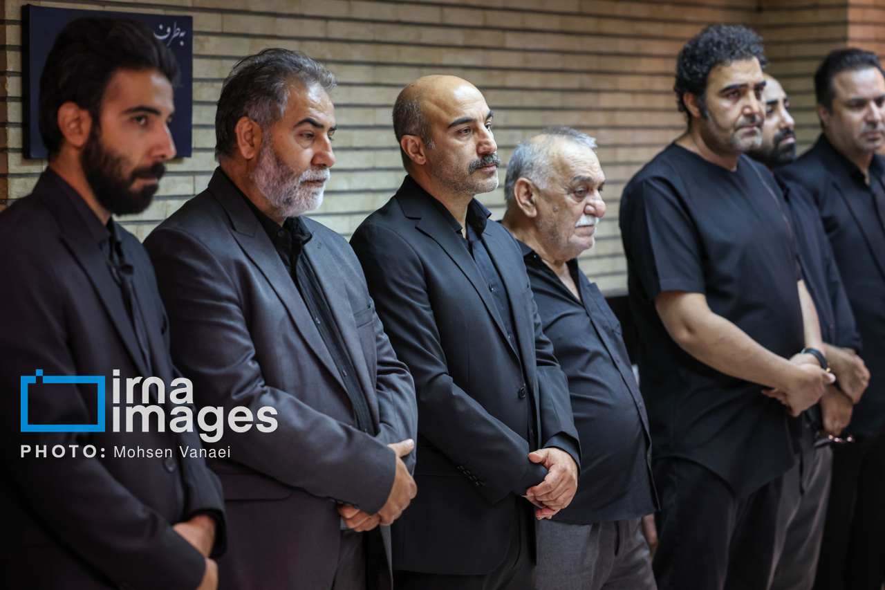 تصاویر هنرمندان در مراسم ترحیم برادرزاده محسن تنابنده