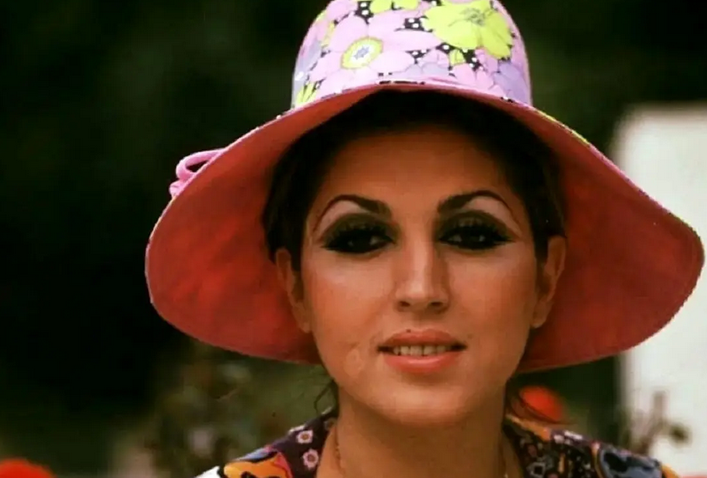 آلبوم عروسی «مهستی» با «کوروس ناظمیان»؛ سال 1346