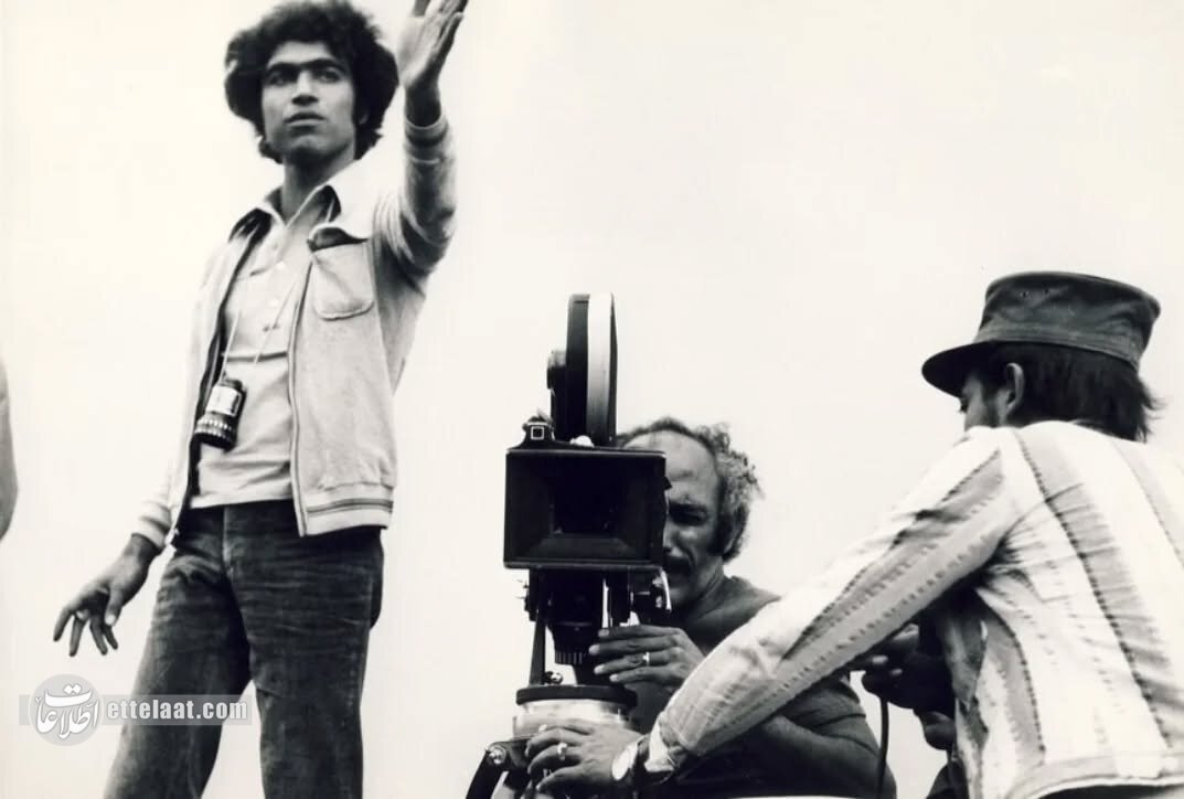 عکس‌های ناصر تقوایی: از نفرین بهروز وثوقی تا بدرقه خسرو شکیبایی!