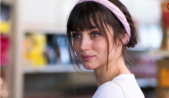 سفر در زمان؛ «آنا د آرماس» در 27 سالگی و در جشنواره فیلم ساندنس در یوتا؛ سال 1393