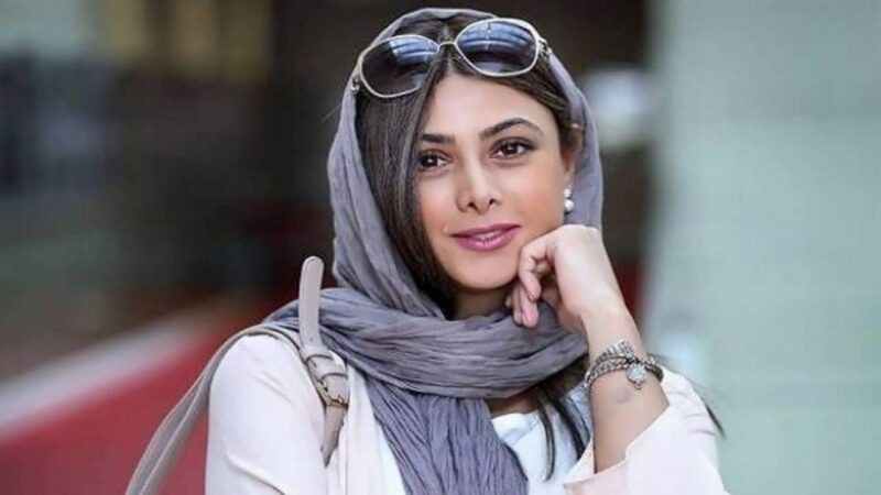 رونمایی از بازی و گریم متفاوت آزاده صمدی در نقش سودابه هندی سریال سووشون | ویدیو