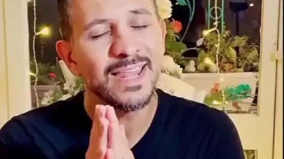 گریه‌های بی‌امان کامیار پس از فوت پدرش