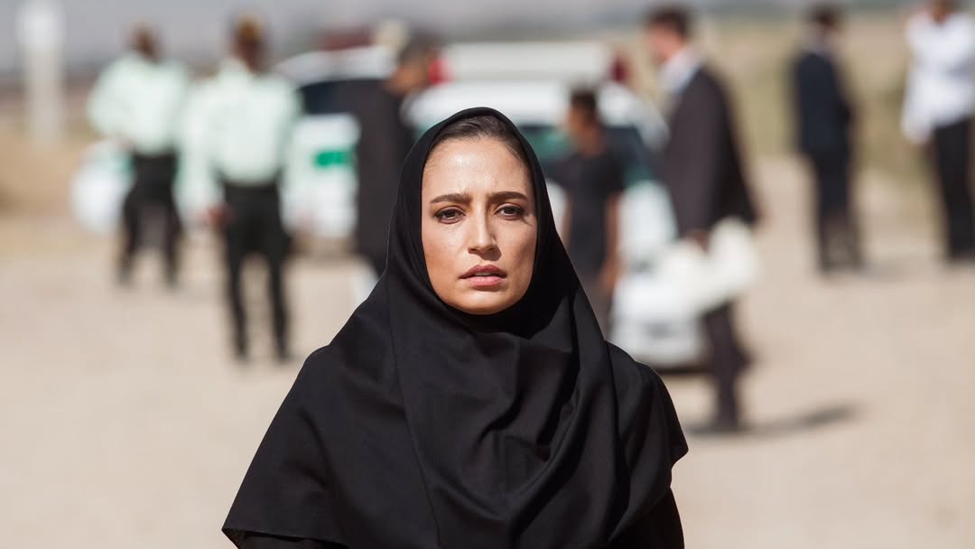 تصاویری از نقش‌آفرینی نگار جواهریان در سریال وحشی