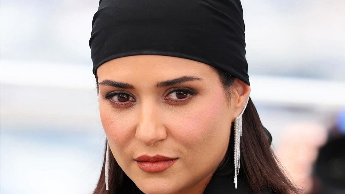 عکس| سفر در زمان؛ «مصطفی زمانی و پریناز ایزدیار» در پشت صحنه یک فیلم؛ سال 94