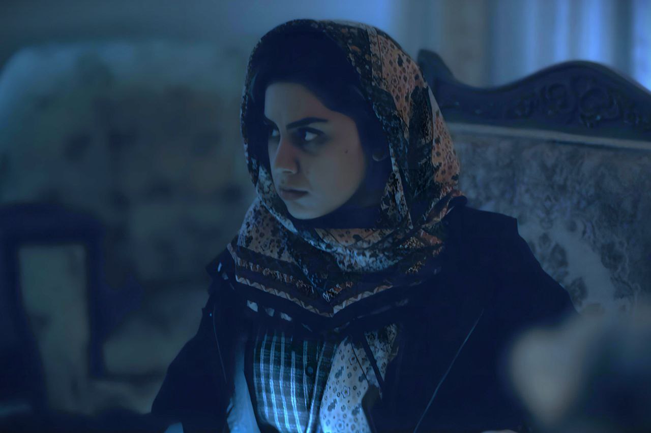 بیوگرافی تلخ سارینا رزاقمرندی و روزمه کاری اش