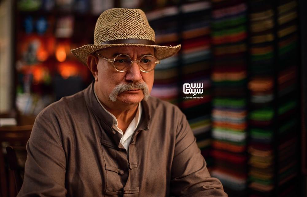 مدل موهای عجیب مرحوم آتیلا پسیانی در دوران قبل انقلاب+ عکس