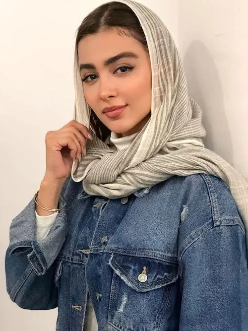 کت جین سنا و سونیا حسینی