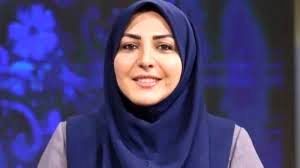 تیپ جدید المیرا شریفیمقدم جلب توجه کرد