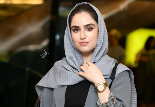 سفر در زمان؛ «هانیه غلامی» در 20 سالگی و در مالزی؛ سال 1393