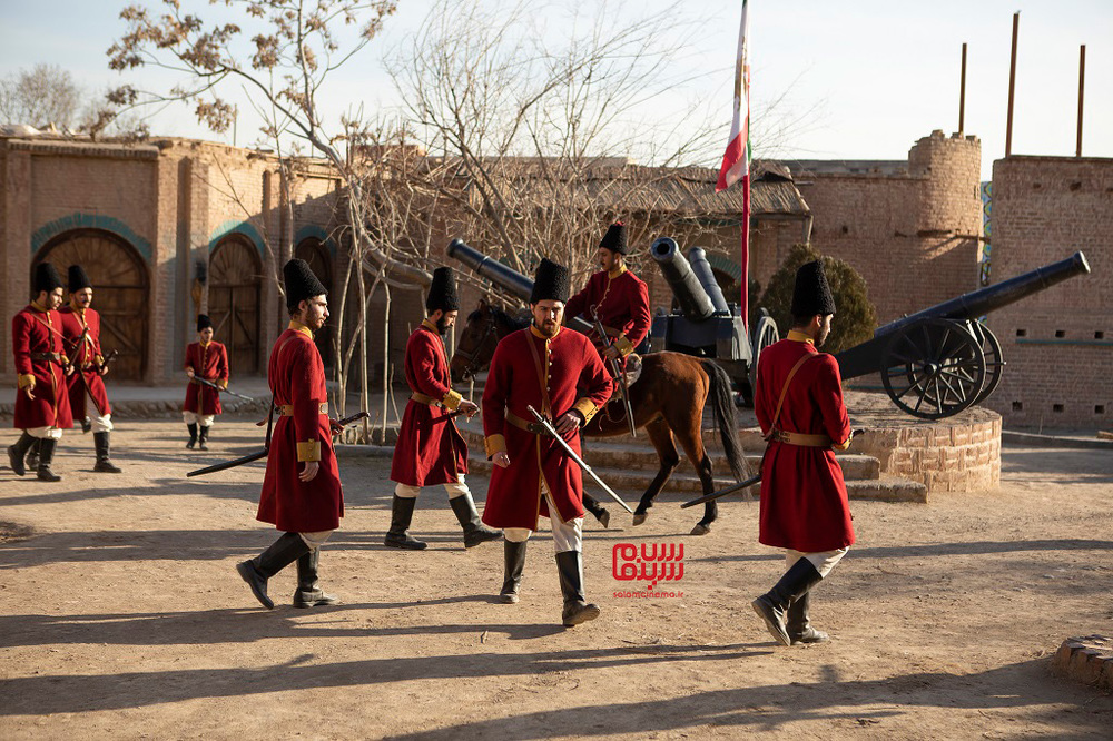 امیرحسین فتحی در نمایی از سریال نمایش خانگی «جیران»