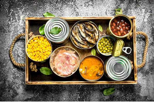 چه مواد غذایی برای مدیریت بحران قطعی برق و آب و گاز بخریم؟