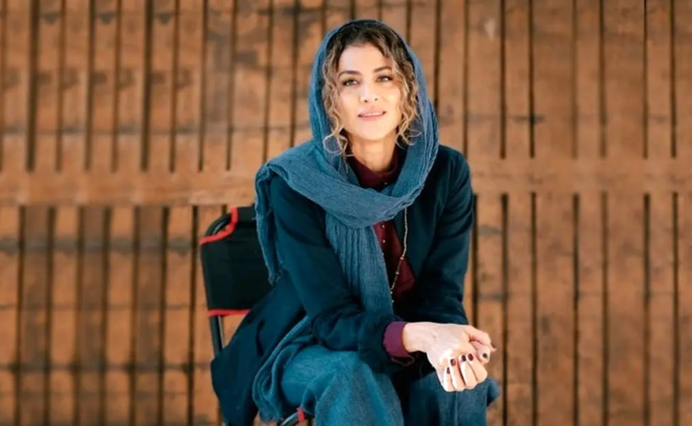 عکس| سفر در زمان؛ «ویشکا آسایش» در 24 سالگی و در یک برنامه تلویزیونی؛ سال 75