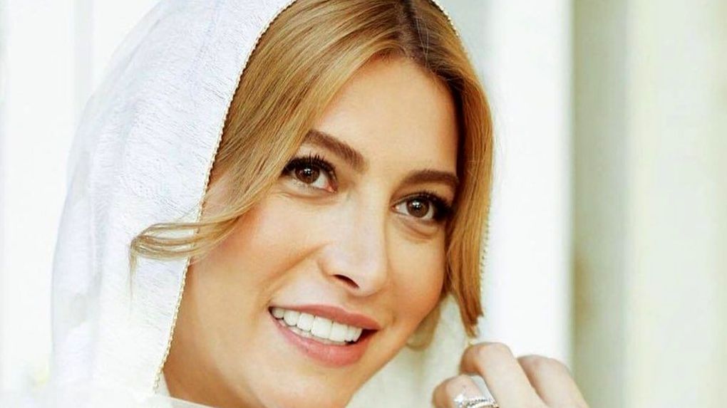 دکوراسیون خانه میلیاردی فریبا نادری در شمال تهران/ از مبلمان گرانقیمت تا گلدان‌های زینتی و شومینه سلطنتی