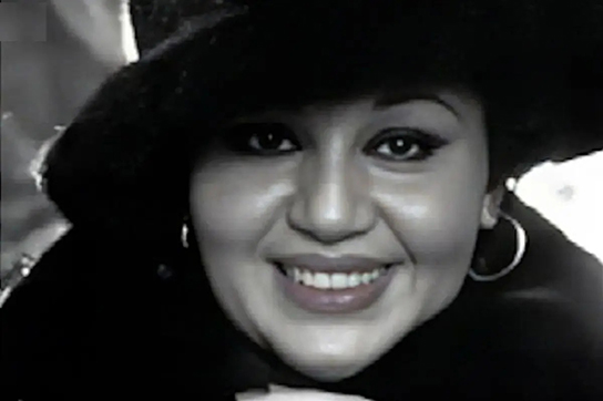 سفر در زمان؛ «هایده» در میان پسرانش کامران و کیوان، اوایل دهه ۶۰