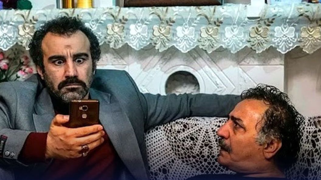 فیلم طنز / عکس مامان محسن تنابنده در فیسبوک