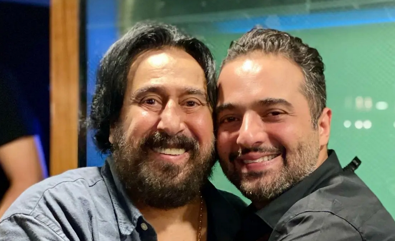 سفر در زمان؛ عکس یادگاری «ابی و شهرام شب پره» در جوانی؛ دهه 50