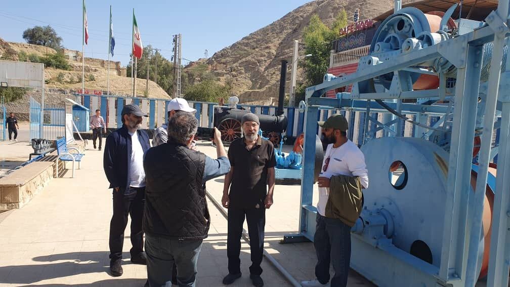 کیانوش عیاری در تدارک شروع فیلمبرداری «خرِ لنگ»