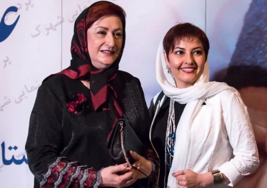 سفر در زمان؛ «مریم امیرجلالی» و «آناهیتا همتی» در جشن تولد «محمدعلی کشاورز»