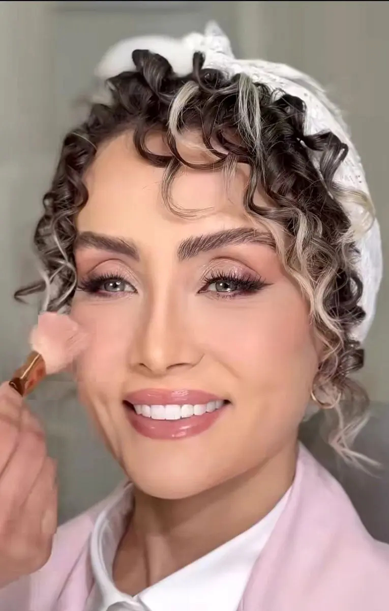 حدیث فولادوند با تم صورتی 1