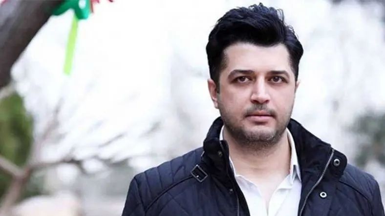 سلفی پندار اکبری با حیوان خانگیش