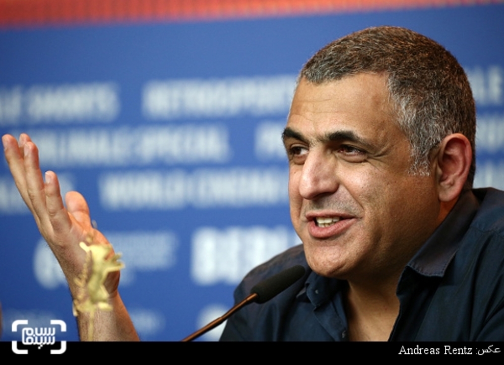 مانی حقیقی در مراسم فتوکال فیلم «اژدها وارد میشود!» در شصت و ششمین جشنواره فیلم برلین