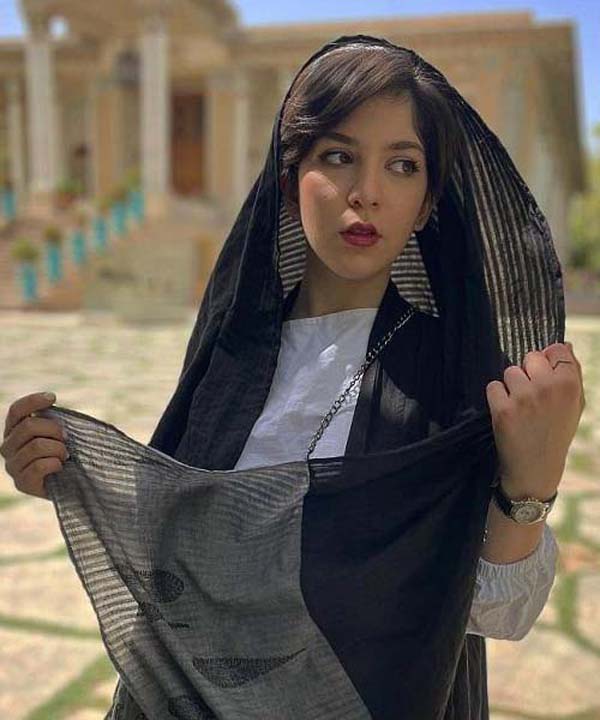 بیوگرافی سروین ضابطیان | سن، زندگی شخصی، عکس ها و مسیر بازیگری تا خوانندگی