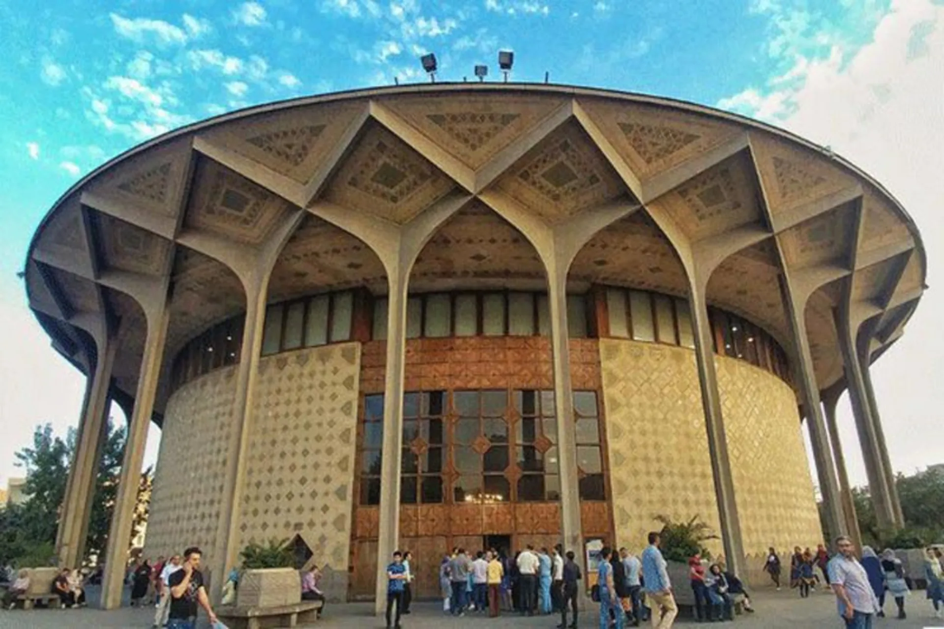 تئاترها 5 روز تعطیل شدند