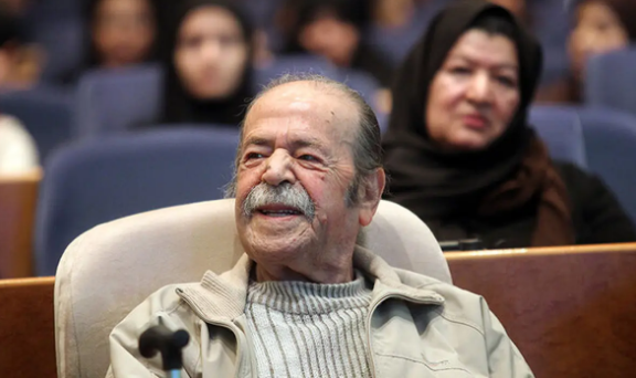 سفر در زمان؛ «محمدعلی کشاورز» در 46 سالگی و در یازدهمین فیلم اش؛ سال 55