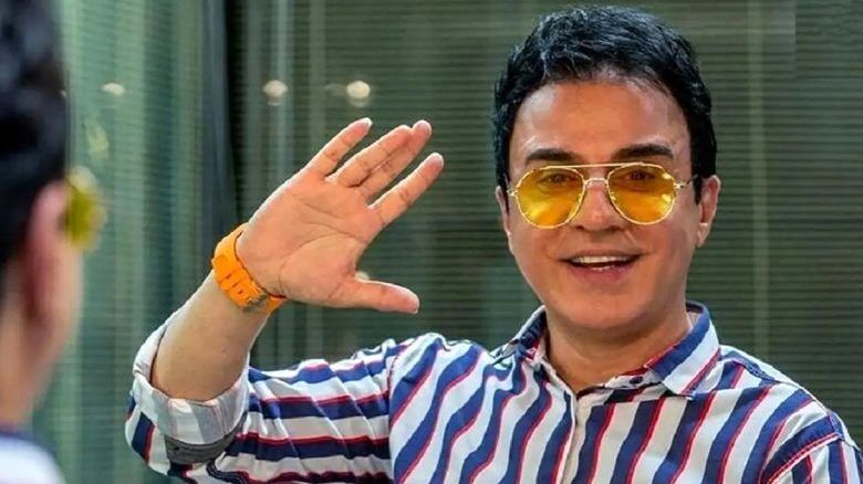 عکس یادگاری و زیرخاکیِ عمو پورنگ با جواد عزتی و محسن یگانه
