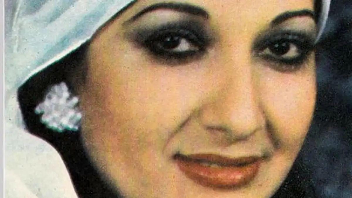 عکس| سفر در زمان؛ «فیروزه» خواننده مشهور قبل انقلاب در 72 سالگی