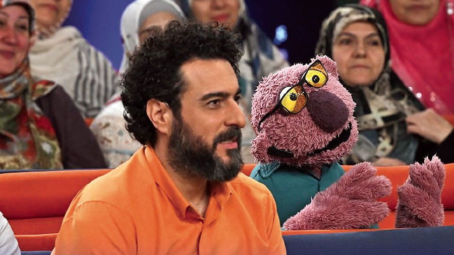 انتقاد یک رسانه: آیا شبکه نسیم رو به سقوط است؟