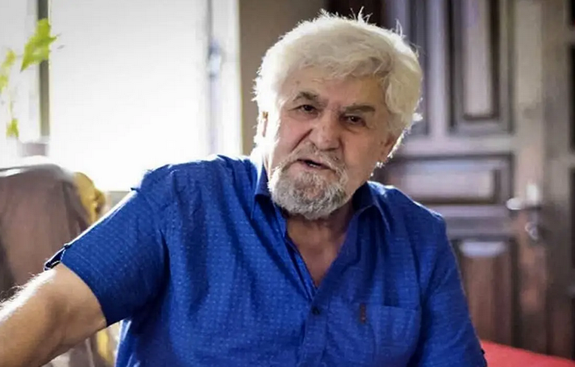 سفر در زمان؛ چهرۀ «عنایت بخشی» در 46 سالگی با اسلحه و لباس کردی