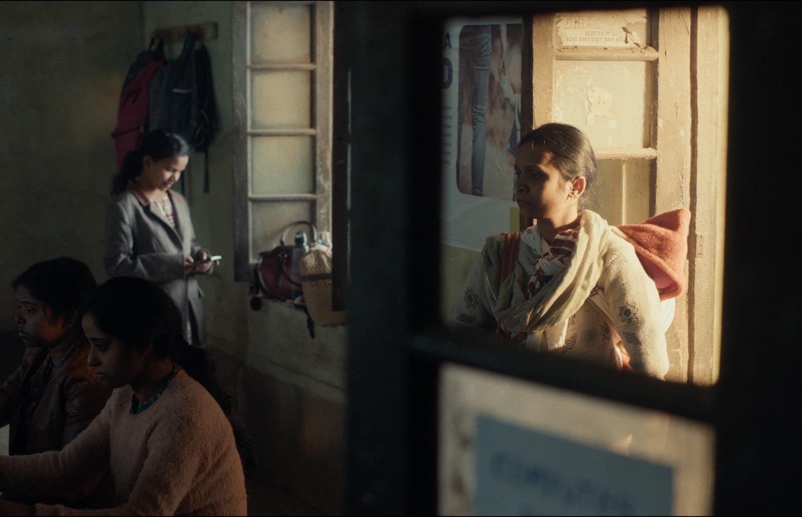 درام هوش مصنوعی Humans in the Loop با دریافت گرنت اسلون وارد رقابت اسکار شد