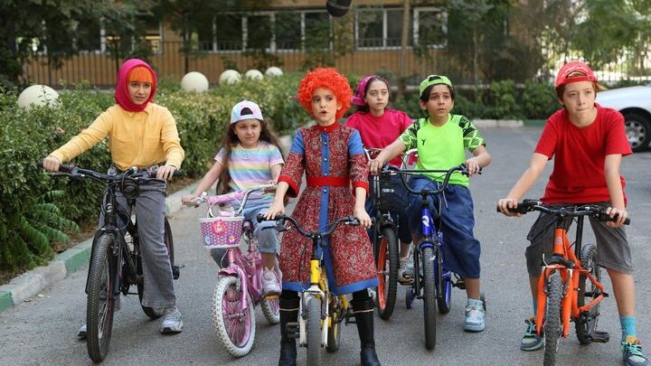 ماجراهای ارسال اشتباه دختر رباتیک؛ یک فیلم برای بچهها اکران شد