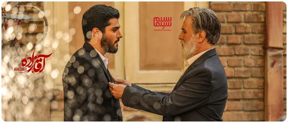 سینا مهراد و امین تارخ در قسمت ۱ سریال «آقازاده»