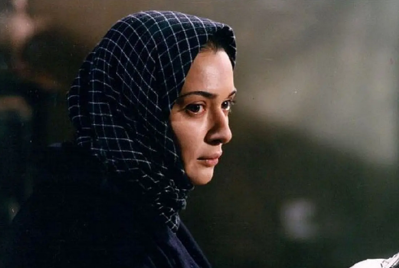 سفر در زمان؛ «‏آتنه فقیه‌نصیری‏ 23 ساله» در کنار «نادره»؛ سال 1370