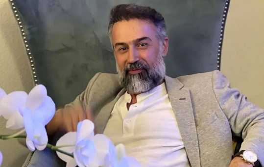 سفر در زمان؛ «دانیال حکیمی» و دخترش در حال کوهنوردی؛ اواخر دهه 90