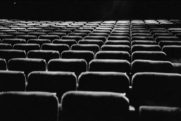 سینما 5 روز تعطیل شد