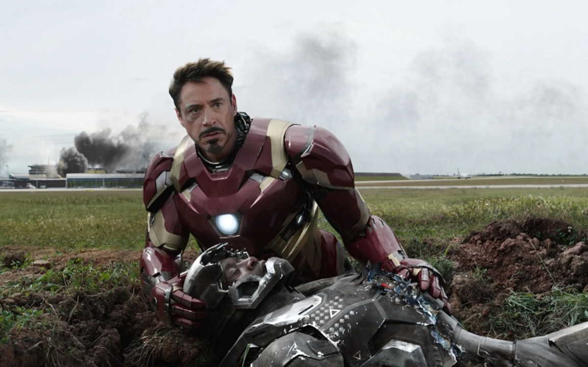 پشت‌پرده خروج کارگردان Iron Man از دنیای سینمایی مارول