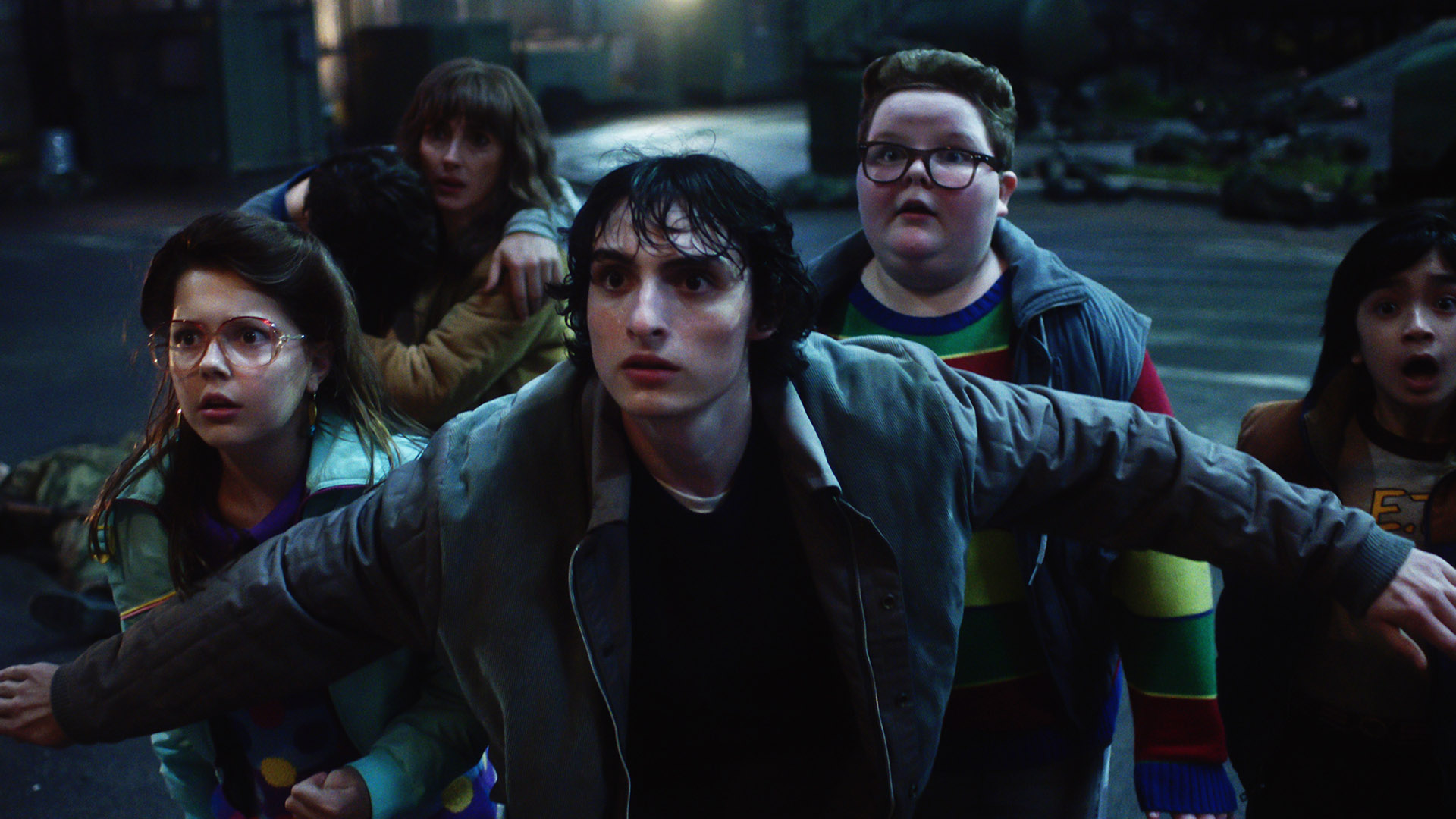 تریلر دلهره آور Stranger Things منتشر شد + تقویم پخش نهایی چیزهای عجیب | ویدیو