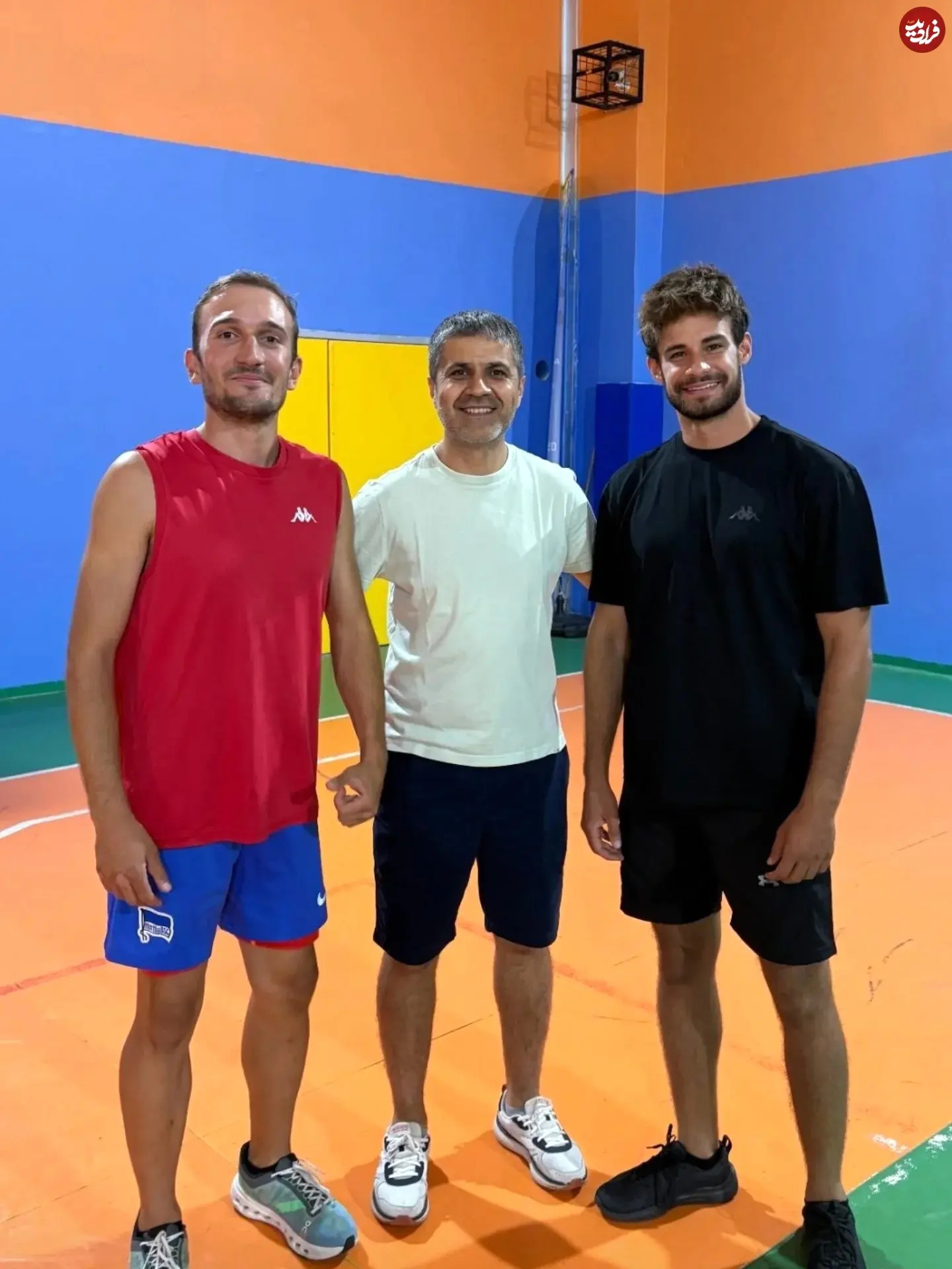 shieldsmelis__1762182395_3757780749656028364_64624139341_11zon