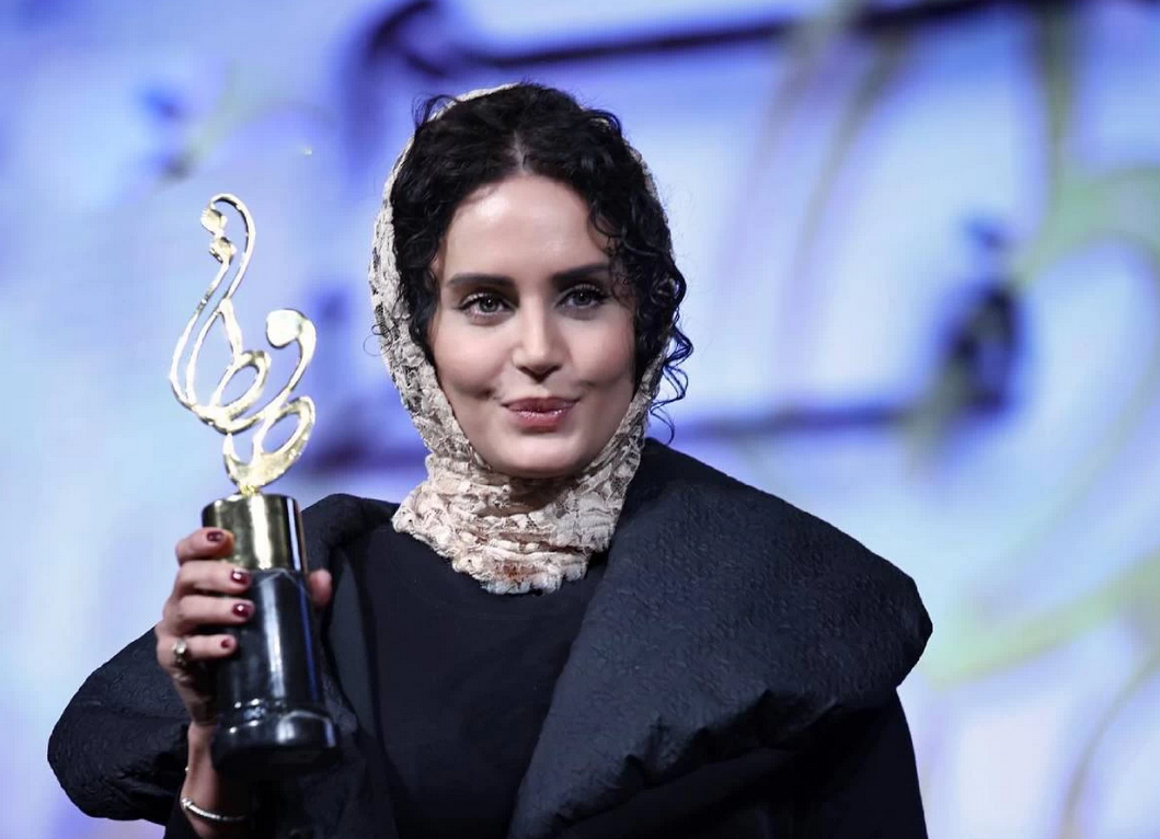 در گذر زمان؛ باورتان می شود الناز شاکردوست در سن بلوغ این شکلی بود+ عکس