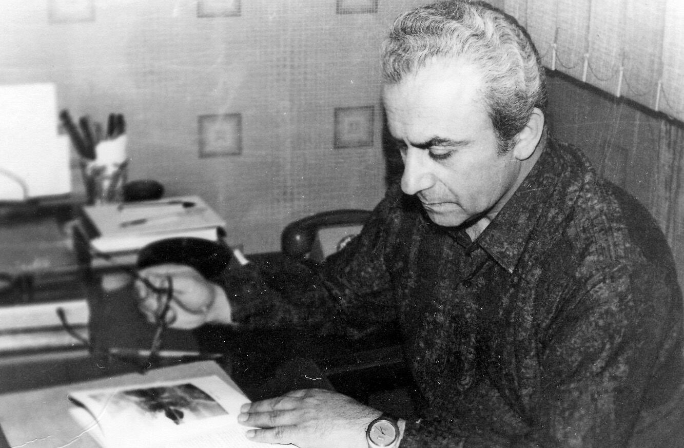 خانه اکبر رادی در حمله اسرائیل به ایران تخریب شد + عکس