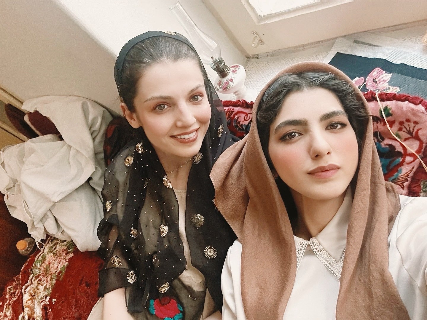 خوشگذرانی بنفشه ریاضی و مهسا حجازی در استانبول + عکس